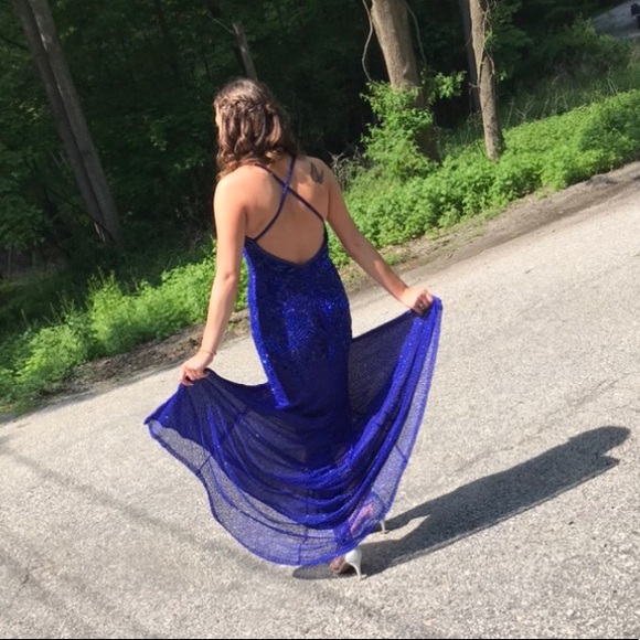 prom dress - Picture 3 of 4
